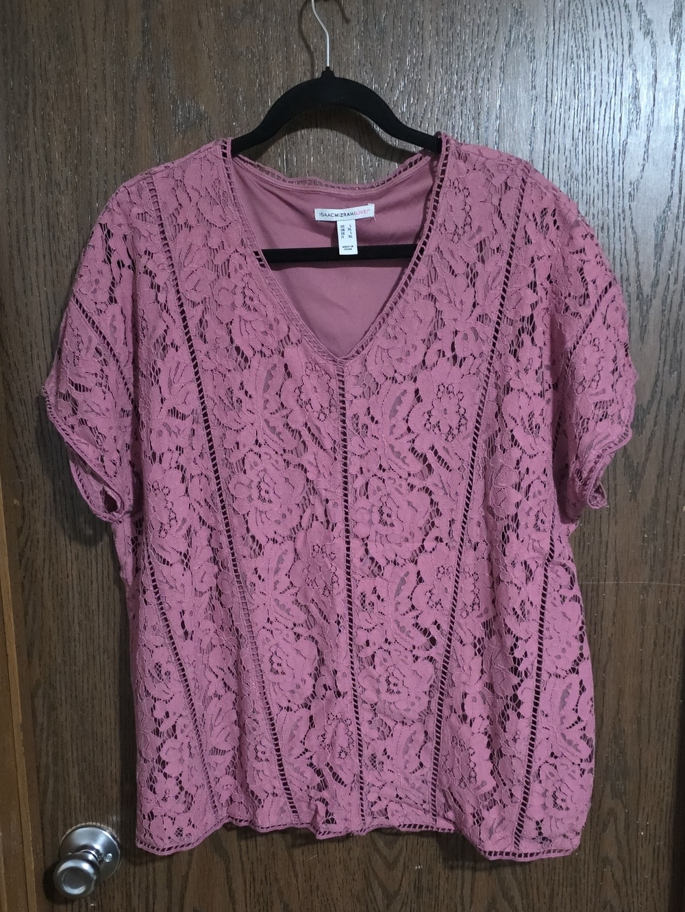 Isaac Mizrahi Pink Floral Lace V-Neck Short Sleeve Top